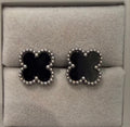 Big clover studs black on silver (earrings )￼