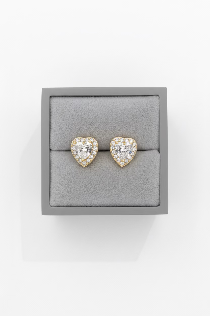 Heart Dymonte stud earrings ￼